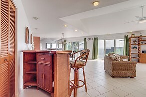 Coastal Keaau Home: Ocean & Sunrise Views, Pool