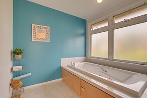 Coastal Keaau Home: Ocean & Sunrise Views, Pool