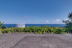 Coastal Keaau Home: Ocean & Sunrise Views, Pool