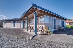 Coastal Keaau Home: Ocean & Sunrise Views, Pool