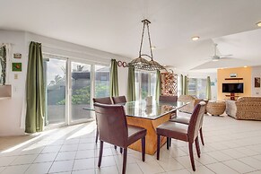 Coastal Keaau Home: Ocean & Sunrise Views, Pool