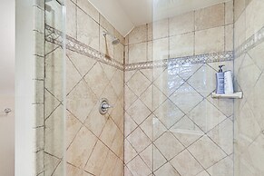 Midway Home on 22 Acres Near Bourbon Trail!