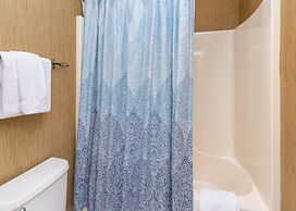 Phoenix East 1407 2 Bedroom Condo