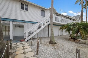 Bikini Bottom 2 Bedroom Apts by RedAwning