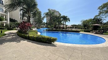 Private Modern Condo by Jacó Beach