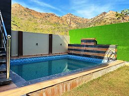 GoBravo 2BR Lux Villa wt Pvt Pool Udapur