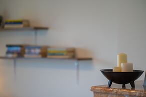 Paul's American Mansion- Volos suburb