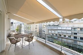 Phaedrus Living: City Center Flat Michalakopoulou