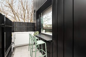 Docker St Elwood Apartments by UrbanRest