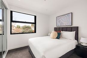 Docker St Elwood Apartments by UrbanRest