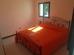 Trilocale Mimose in Baia Verde