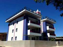 Well Equipped Apartment With Balcony - Beahost