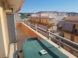 Bilocale Ariosto Vista Mare Laterale