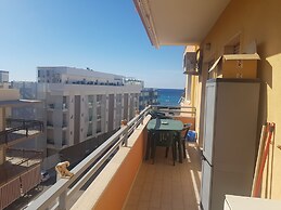 Bilocale Ariosto Vista Mare Laterale