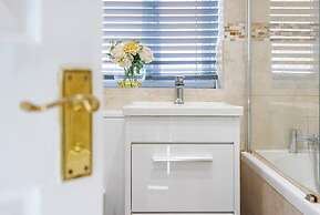 Remarkable 2- Bed House in Barking Essex