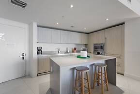 Beachside Apt - Mesmerizing Ocean View