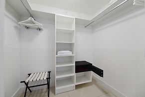 Beachside Apt - Mesmerizing Ocean View