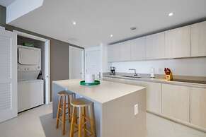 Beachside Apt - Mesmerizing Ocean View