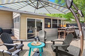 Historic Mountain Ave Bungalow - Walk Everywhere!