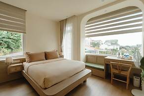 The Gardener by WeDalat