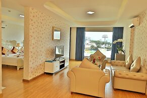 Pleiku & Em Hotel by Gia Lai Tourist