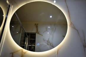 Eugenia s Luxury Apart