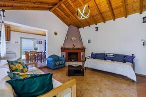 Nerissa Cottage - Skopelos Glossa
