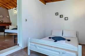 Nerissa Cottage - Skopelos Glossa