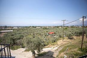 Foula House in Magnisia