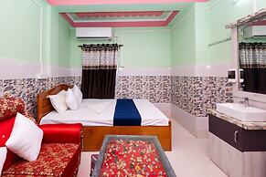 RAJA HOTEL AND LODGE