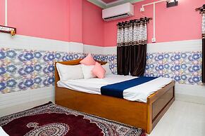 RAJA HOTEL AND LODGE