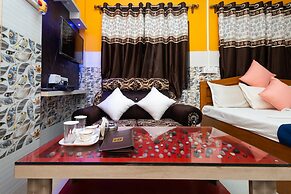 RAJA HOTEL AND LODGE