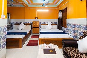 RAJA HOTEL AND LODGE