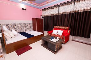 RAJA HOTEL AND LODGE