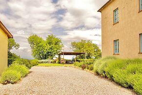 Luxury resort in the Tuscan countryside