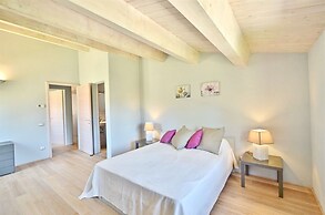 Luxury resort in the Tuscan countryside