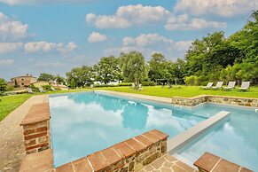 Luxury resort in the Tuscan countryside