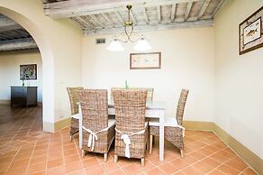 Luxury resort in the Tuscan countryside