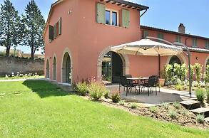 Luxury resort in the Tuscan countryside