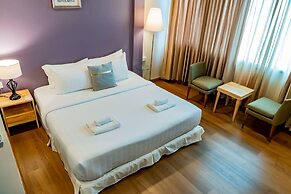 PloyBuri Boutique Hotel