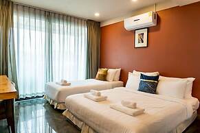 PloyBuri Boutique Hotel