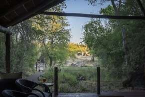 Mashatu Tent Camp - Mashatu Game Reserve