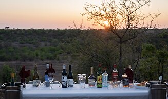 Mashatu Tent Camp - Mashatu Game Reserve