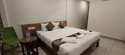 Hotel Amulya Regency