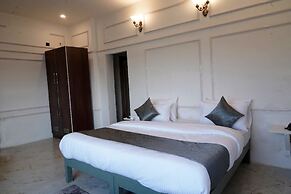 BLIZZ HOTELS & RESORTS