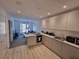 Trafford Suite Modern 1 bed With Cinema Room