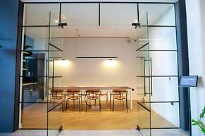 Trafford Suite Modern 1 bed With Cinema Room