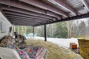 Pet-friendly Home w/ Deck: 4 Mi to Jay Peak Resort