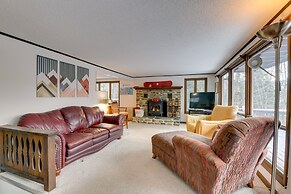 Pet-friendly Home w/ Deck: 4 Mi to Jay Peak Resort