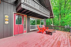 Pet-friendly Home w/ Deck: 4 Mi to Jay Peak Resort